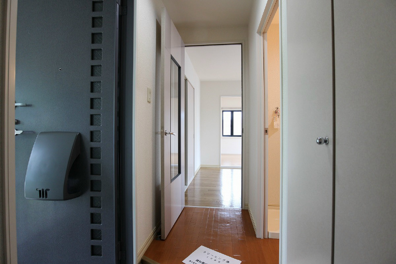 ディアスＫ２ 玄関