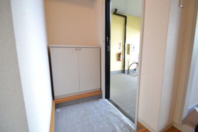 ベルハイツ 玄関