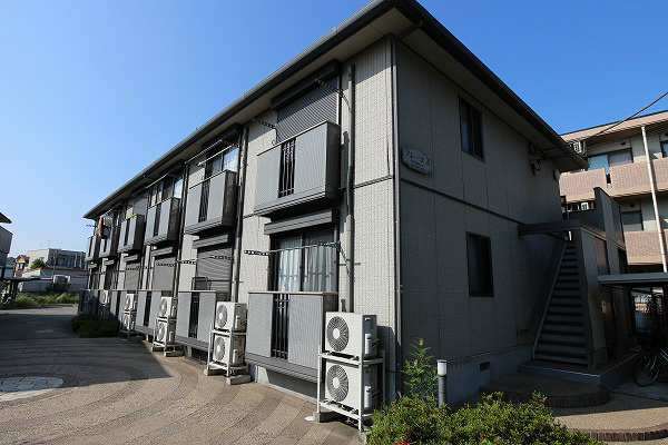 設備充実の築浅物件です！