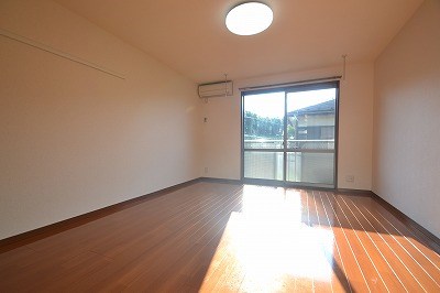 ソレーユＢ リビング