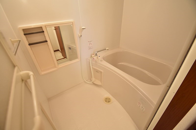 ソレーユＢ 風呂画像