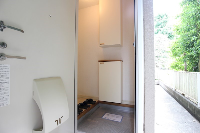Casa・VerdeＢ 玄関
