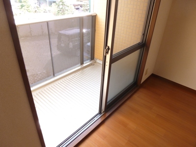 ラフィネ壱番館 ベランダ