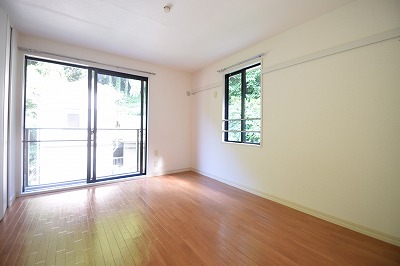 ストークヴィラＤ ベッドルーム