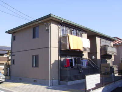 、角部屋：南向きの明るい洋室（２室）