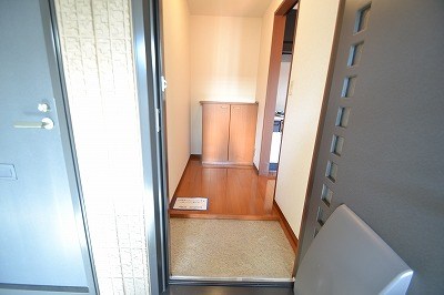 ルミエールみなみ野 玄関