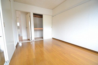 フレグランス片倉 ベッドルーム