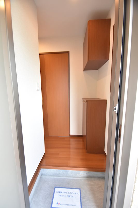 グランルミエール 玄関