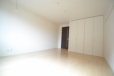 ラ・セントロ ベッドルーム