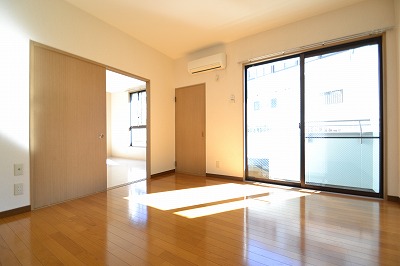 グリーンピア リビング