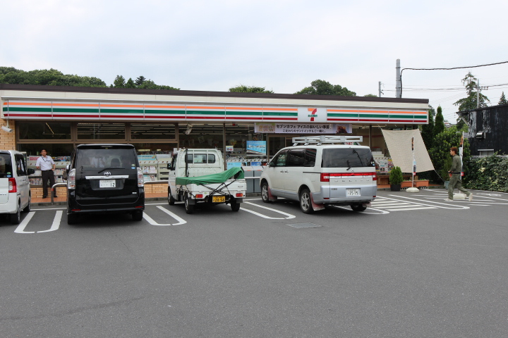サンシャイン　エスⅢ コンビニ