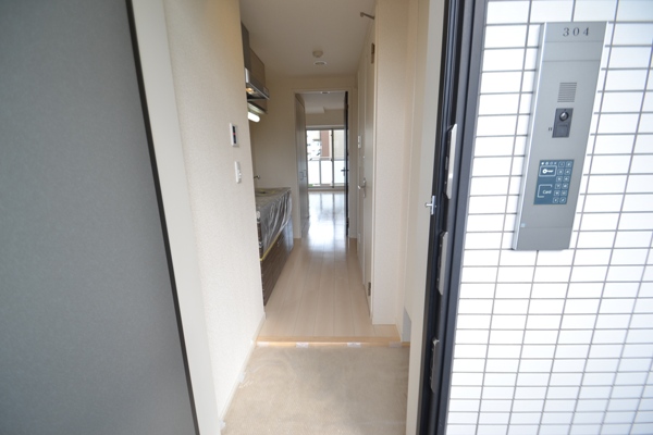 シャーメゾンステージ日野 玄関