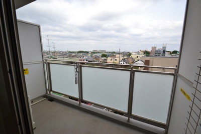 シャーメゾンステージ日野 ベランダ