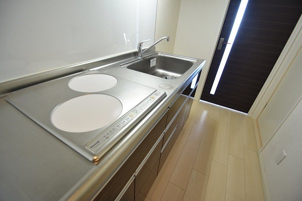 シャーメゾンステージ日野 キッチン