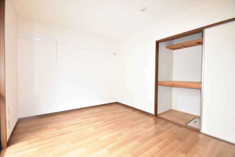 サウスハイフラット ベッドルーム