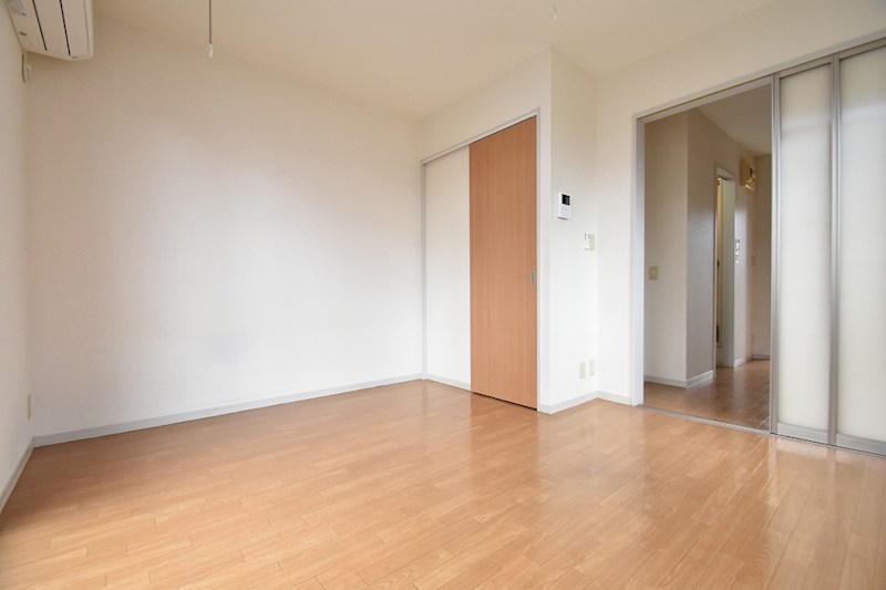 グランドール左入 ベッドルーム