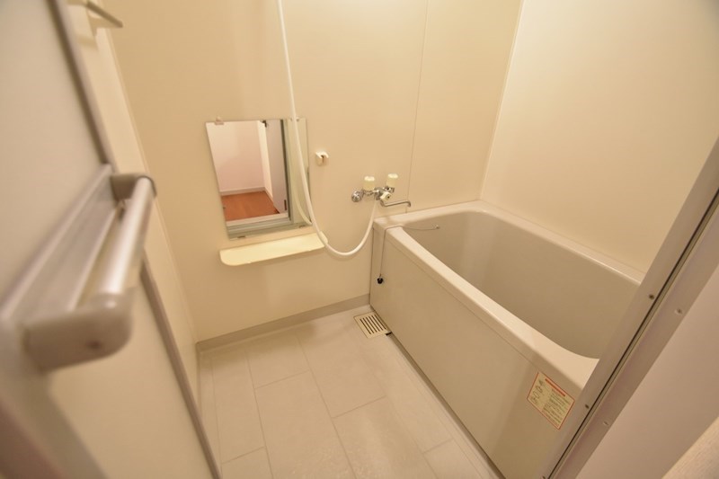 サントゥールB 風呂画像