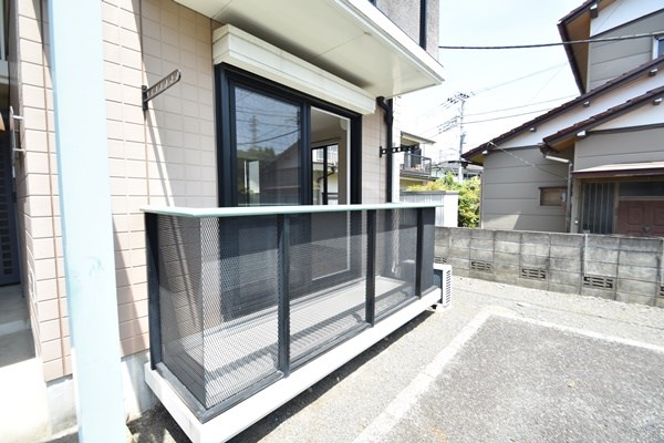 シャトル小谷田 ベランダ