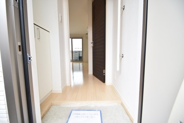 オークプレイス 玄関