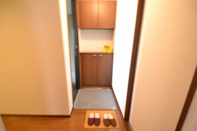 カサベルデ 玄関