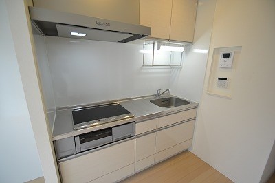 ピアッツァ梅の原Ｄ キッチン