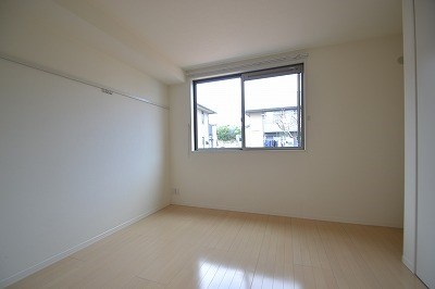 ピアッツァ梅の原Ｄ ベッドルーム