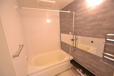 ピアッツァ梅の原Ｄ 風呂画像