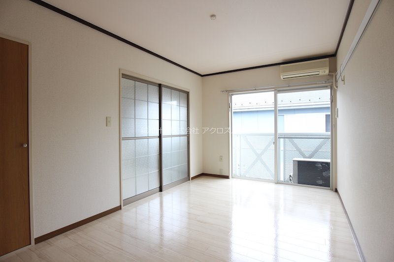 フレグランス平山Ｂ リビング