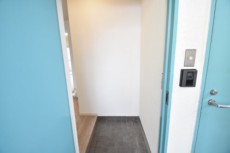 エストＴＫ 玄関