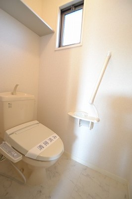 グレンツェ・アヴニールＡ その他1