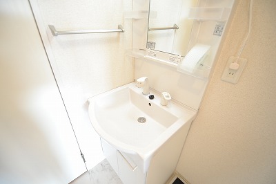 グレンツェ・アヴニールＡ その他2