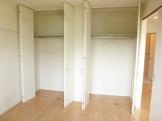 グレンツェ・アヴニールＡ その他3