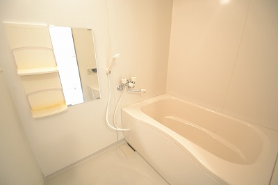 グレンツェ・アヴニールＡ 風呂画像