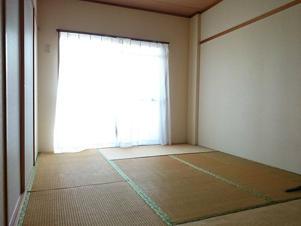 第三平野ハイツ ベッドルーム