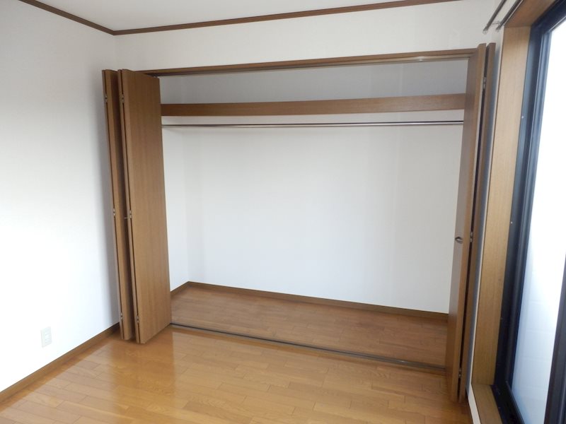 丘の上ハイツ 収納
