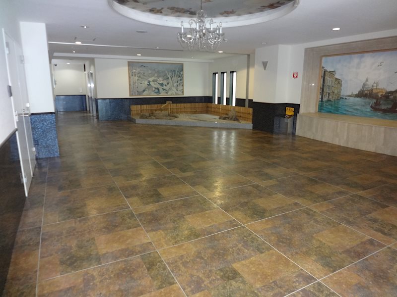 ダイアパレス千葉美術館 ロビー