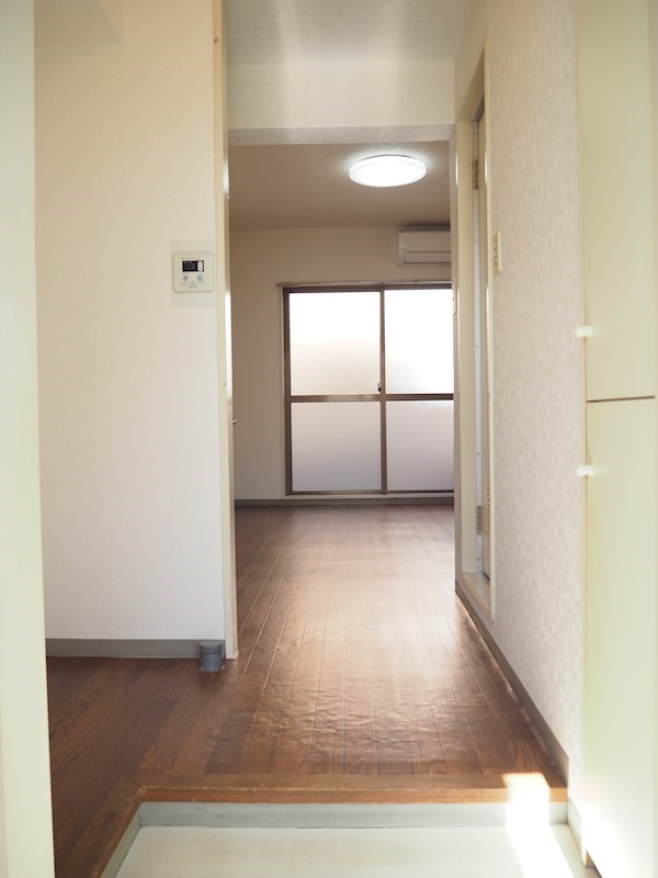 ビアメゾン三井パート２１ 玄関