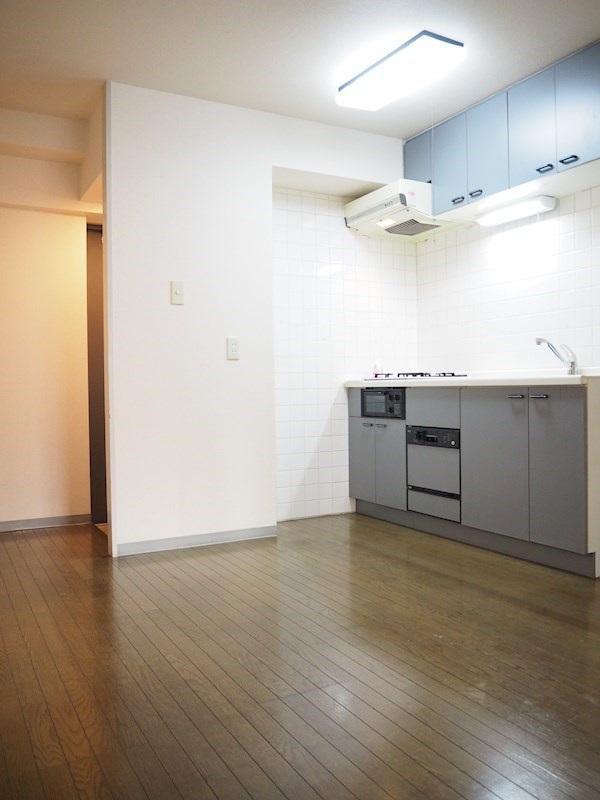 オーブ京王よみうりランド リビング