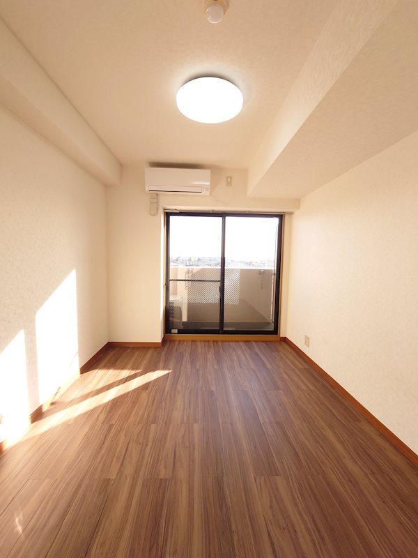 ルーブル新高円寺 リビング