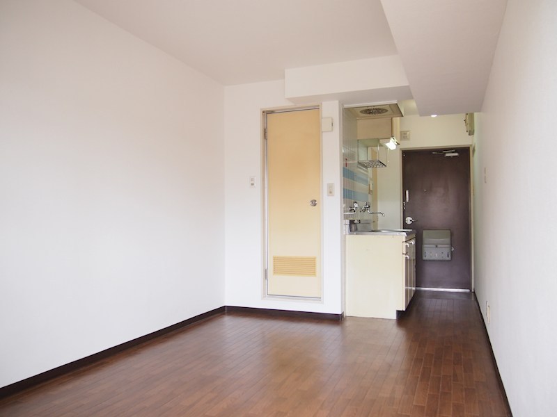 クリスタル笹塚パート１ リビング