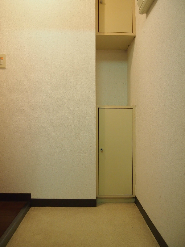 ラ・レジダンス・ド・ラフィネ 玄関