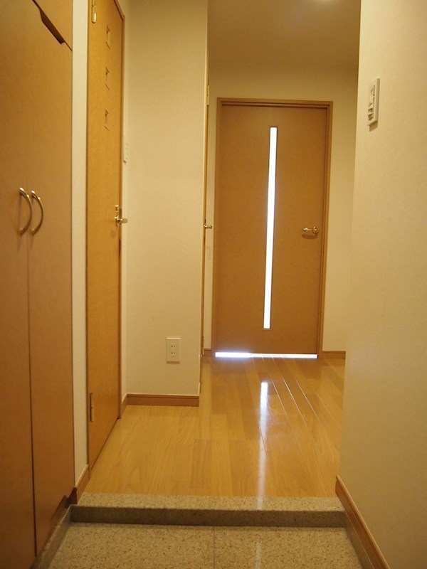 ルーブル森下 玄関