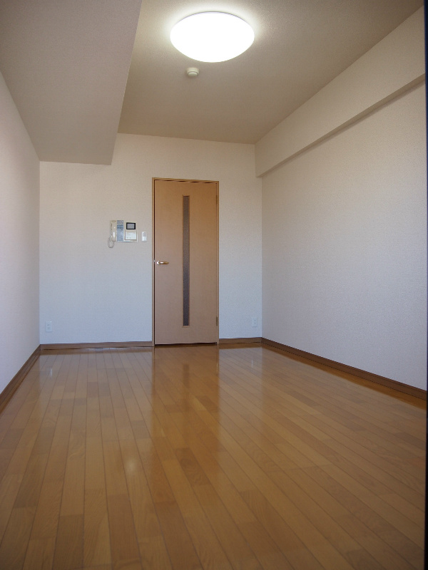 ルーブル学芸大学六番館 リビング