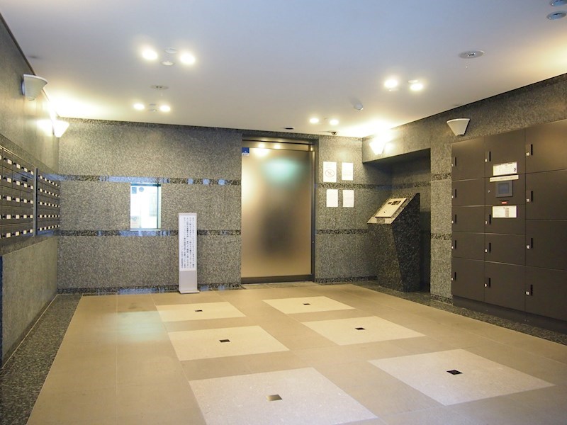 ルーブル早稲田六番館 ロビー