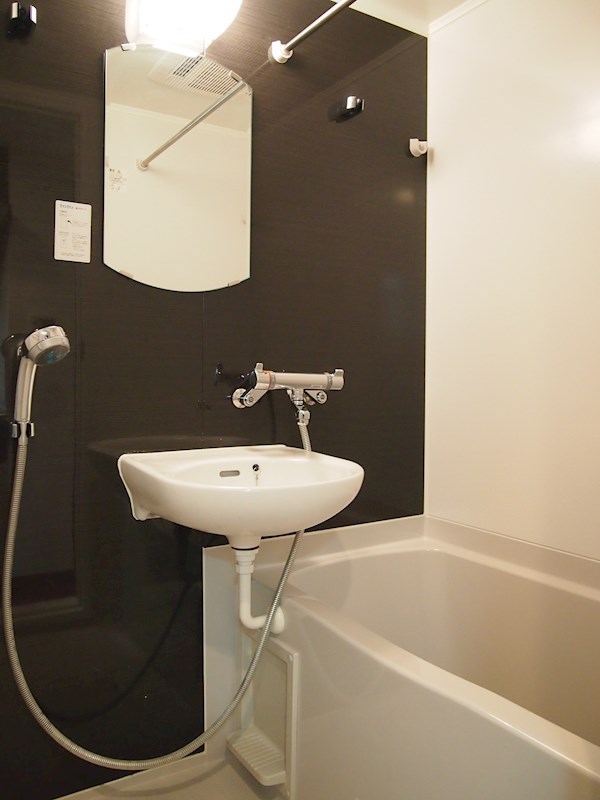 ルーブル早稲田六番館 風呂画像