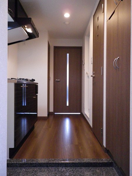 ルーブル大森七番館 玄関