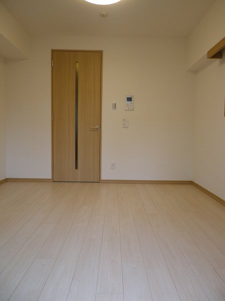 ルーブル三田 ベッドルーム