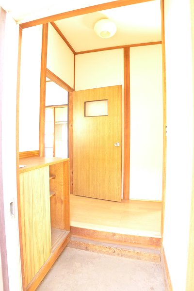 古川荘 玄関
