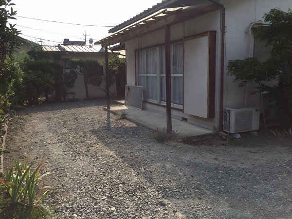 芦沢住宅 駐車場