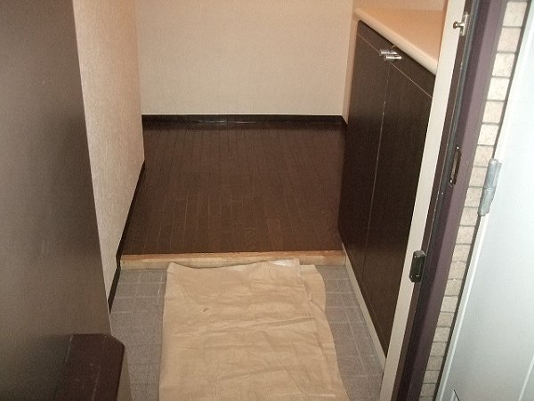 コスモ浦和西 玄関